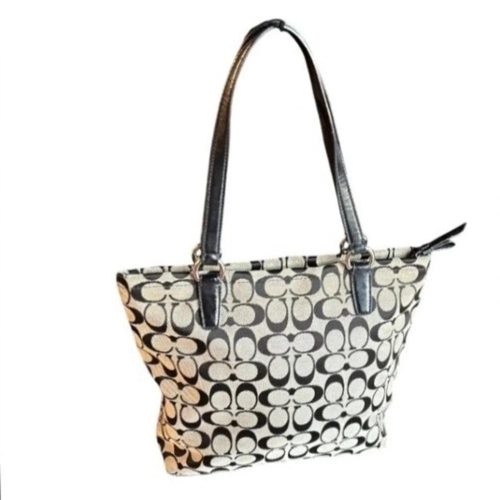 Coach‎ Signature Gallery Tote Black White Jacquard Patent Leather Shoulder Bag